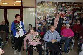 Pokaż zdjęcie: Podopieczni DPS.