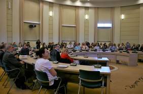 Pokaż zdjęcie: Debata poświęcona barierom w funkcjonowaniu studentów z niepełnosprawnościami w szkołach wyższych oraz wyrównywania ich szans w edukacji