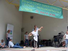 Pokaż zdjęcie: XV Powiatowy Dzień Godności Osoby Niepełnosprawnej w Ujściu