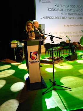 Pokaż zdjęcie: Prowadzący: Anna Sztal i Jerzy Dębski Dyrektor Oddziału Lubelskiego