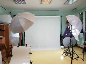 Pokaż zdjęcie: Studio fotograficzne