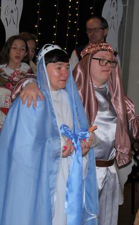 Pokaż zdjęcie: Podopieczni Stowarzyszenia "Gniazdo"