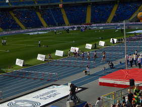 Pokaż zdjęcie: Bieg przez płotki