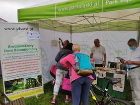 Pokaż zdjęcie: Stoisko z rękodziełem