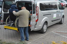 Pokaż zdjęcie: Testowanie windy