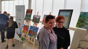 Pokaż zdjęcie: Wystawa prac XVI edycji Konkursu Plastycznego „Sztuka Osób Niepełnosprawnych” w Pawilonie