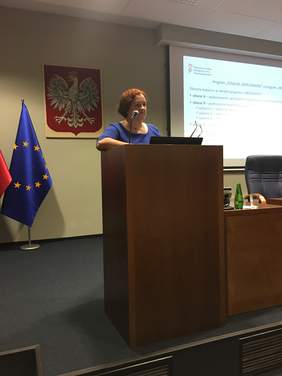Pokaż zdjęcie:  Pani Mirosława Rutkowska – Ekspert z Departamentu ds. Programów PFRON