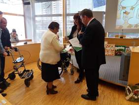 Pokaż zdjęcie: Wręczenie nagród opolskiego etapu XV Ogólnopolskiego Konkursu Plastycznego „Sztuka Osób Niepełnosprawnych”