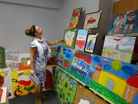 Pokaż zdjęcie: Wojewódzka Komisja Konkursowa XVI edycji Konkursu Plastycznego „Sztuka Osób Niepełnosprawnych"