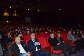 Pokaż zdjęcie: Zebrani goście