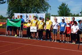 Pokaż zdjęcie: uczestnicy XIII Wojewódzkiej Olimpiady Osób Niepełnosprawnych