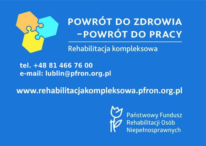 Pokaż zdjęcie: Na niebieskim tle w górnej, lewej części znajdują się 3 romby w kolorze żółtym, pomarańczowym, błękitnym tworzą puzzle. Wpisane białą czcionką dane kontaktowe.