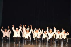 Pokaż zdjęcie: Nietypowy, acz widowiskowy pokaz tańca