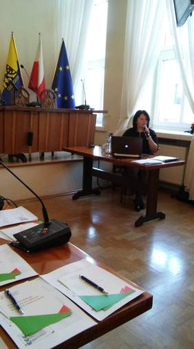 Pokaż zdjęcie: Spotkanie prowadziła Gabriela Knapik - pracownik Oddziału Śląskiego PFRON