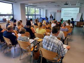 Pokaż zdjęcie: Przedstawiciele organizacji pozarządowych podczas szkolenia 