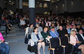 Pokaż zdjęcie: Uczestnicy konferencji