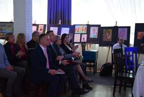 Pokaż zdjęcie: Zaproszeni goście