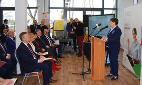 Pokaż zdjęcie: Wystąpienie Pani Premier Beaty Szydło