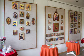 Prace plastyków z WTZ w Hajnówce.