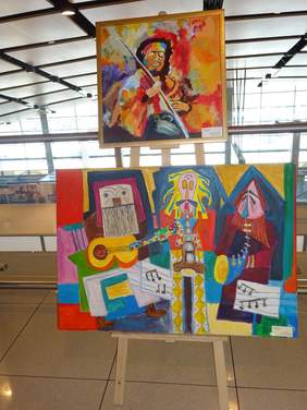 Prace niepełnosprawnych artystów w Porcie Lotniczym Rzeszów-Jasionka