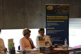 Pokaż zdjęcie: Stoiska informacyjne