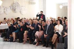 Pokaż zdjęcie: uczestnicy balu integracyjnego Zaczarowany Świat