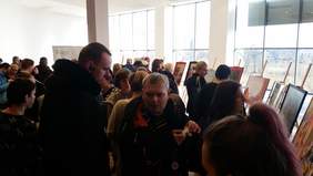 Pokaż zdjęcie: Uroczystość otwarcia wystawy „Gdy w sercu kwitnie muzyka" w Centrum Handlowym Avenida w Poznaniu