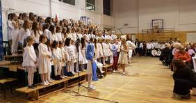 Pokaż zdjęcie: Koncert kolęd podczas spotkania wigilijnego w Nowym Sączu