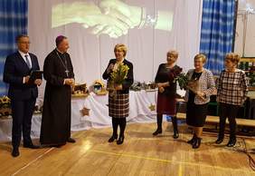 Pokaż zdjęcie: Goście zaproszeni na 27. wigilię Stowarzyszenia Beskidzkie Więzi