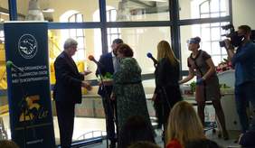 Pokaż zdjęcie: Wręczenie nagród laureatom regionalnym Lodołamacze 2020