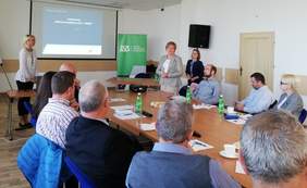 Pokaż zdjęcie: Seminarium PFRON i ZUS w Nowym Sączu