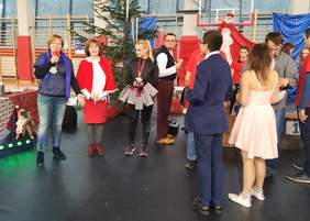 Pokaż zdjęcie: Rozdanie nagród zawodnikom z niepełnosprawnościami 