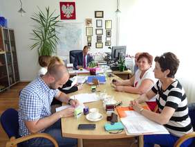 Przedstawiciele PSONI Kolo w Jarosławiu oraz OMNES Sp. z o.o.