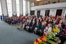 Pokaż zdjęcie: uroczystości w Urzędzie Miasta z okazji odznaczeń Za zasługi dla Miasta Łodzi