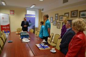 Pokaż zdjęcie: Spotkanie u starosty