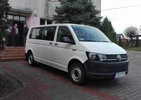 Pokaż zdjęcie: Nowy bus dla SOSW w Broninie 