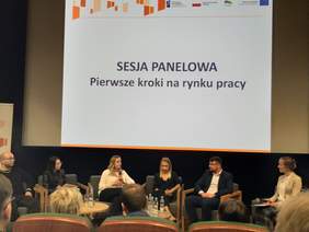 Pokaż zdjęcie: Pierwsze kroki na rynku pracy