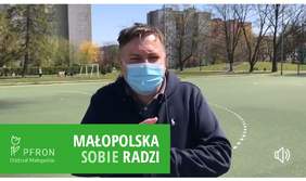 Pokaż zdjęcie: Prezes Adam Stromidło podczas nagrania jednego z vlogów