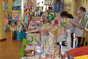 Pokaż zdjęcie: Wystawa wyrobów lokalnych WTZ-ów