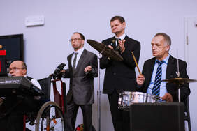 Pokaż zdjęcie: Zespół "Skan" z DPS w Resku
