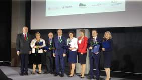 Pokaż zdjęcie: Nagrodzone osoby w kategorii najlepsza efektywność