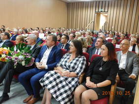 Pokaż zdjęcie: Uczestnicy uroczystości