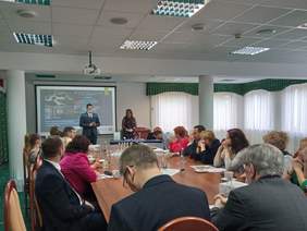 Pokaż zdjęcie: Dyskusja 