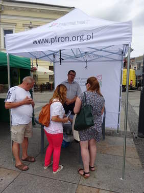 Pokaż zdjęcie: Targi pracy na rynku nr 1