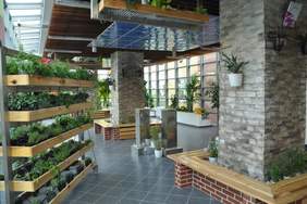 Pokaż zdjęcie: Wnętrza Zakładu Pielęgnacyjno-Opiekuńczego w Toruniu