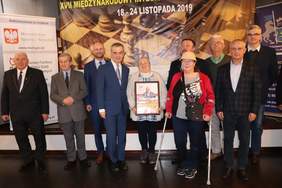 Pokaż zdjęcie: Uczestnicy i goście turnieju