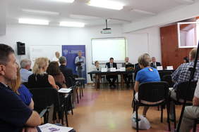 Pokaż zdjęcie: Spotkanie konsultacyjne systemu wsparcia osób niepełnosprawnych i ich rodzin