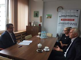 Dyrektor Oddziału Lubuskiego PFRON Andrzej Gonia podczas spotkania ze Starostą Świebodzińskim Zbigniewem Szumskim