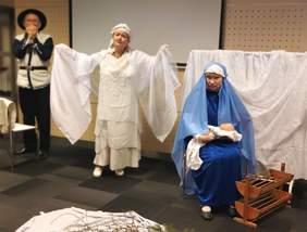 Pokaż zdjęcie: Spektakl świąteczny Teatru Stańczyk 
