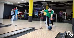 Pokaż zdjęcie: Uczestnicy I Ogólnopolskiego Turnieju Bowlingowego we Włocławku